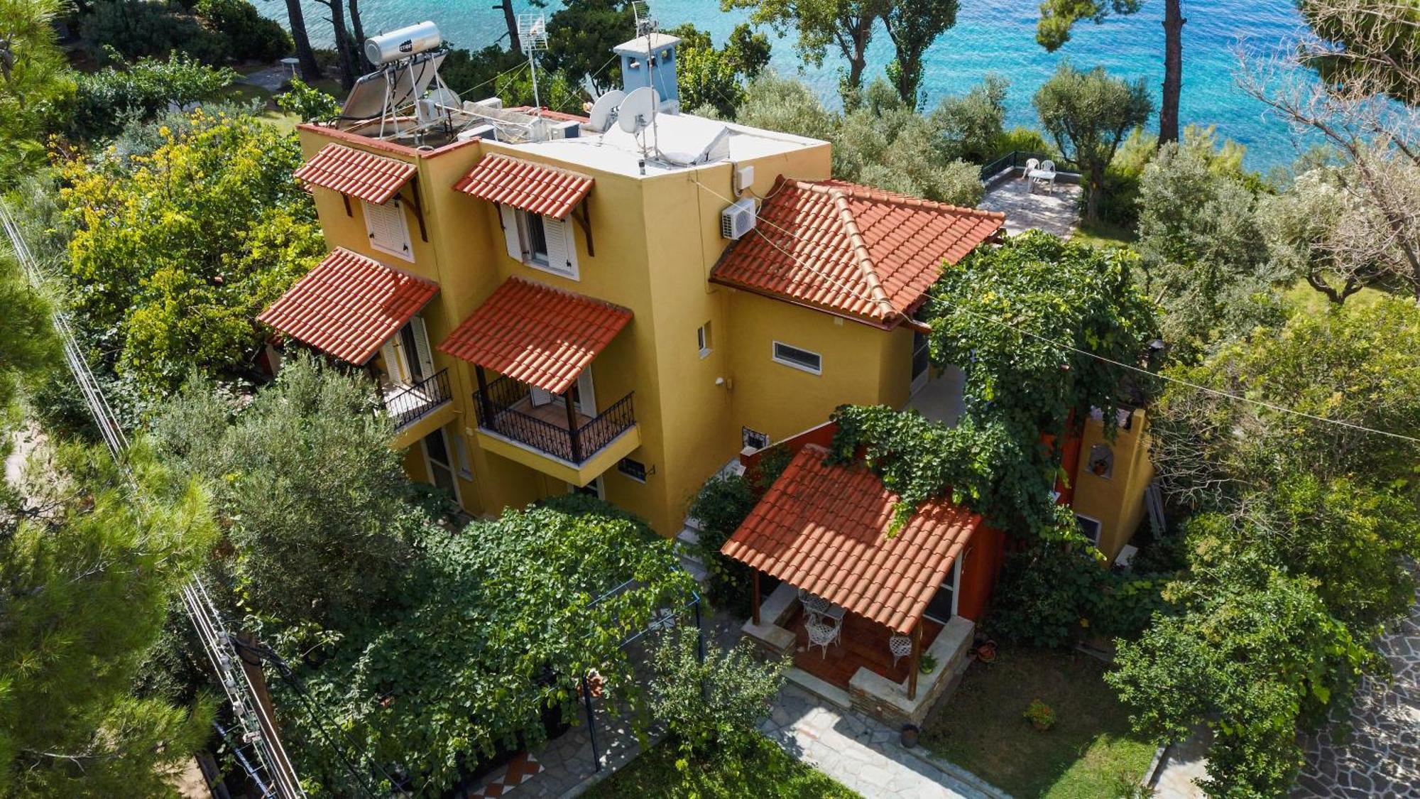 Mathesi Apartment Balcony Elia Nikitis Luaran gambar